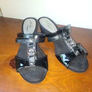 Dexter Black Women's Sandals with Silver Accents